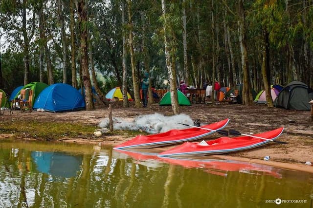 El Barrak Camping Center